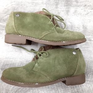 Eddie Bauer 6M Valerie Olive Suede Chukka boots